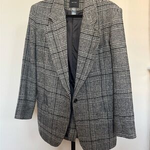 Smythe Women's Black and White Plaid Blazer
